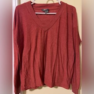 Naturals reflections, long sleeve, v neck light weight sweater, size small